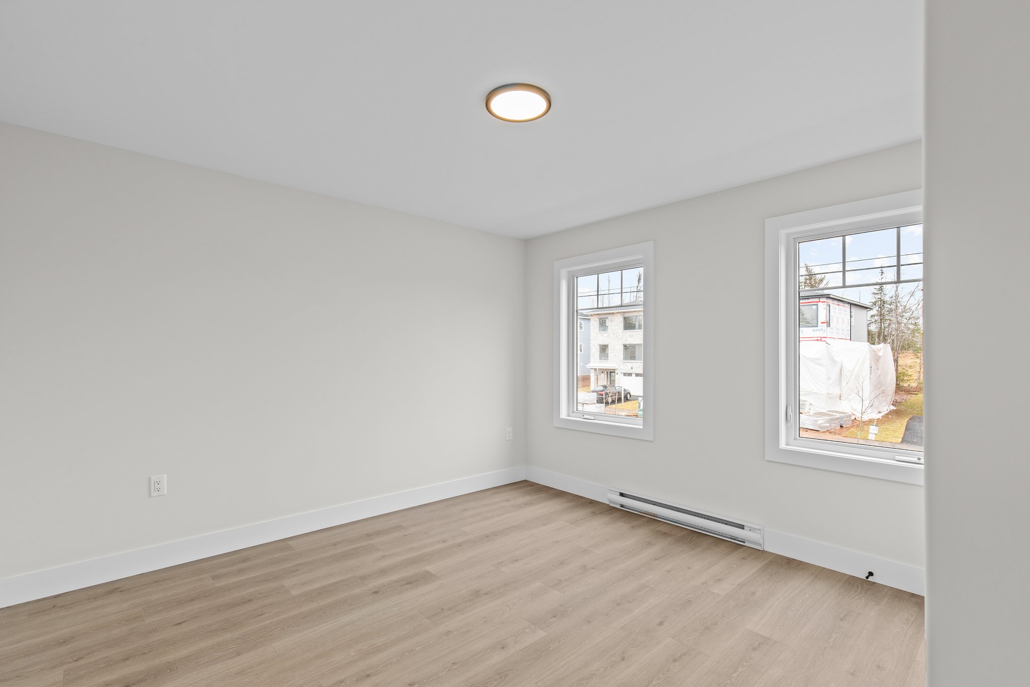 3 Bedrooms Bedrooms, ,2 BathroomsBathrooms,Split Level,Listing,Owdis,1263