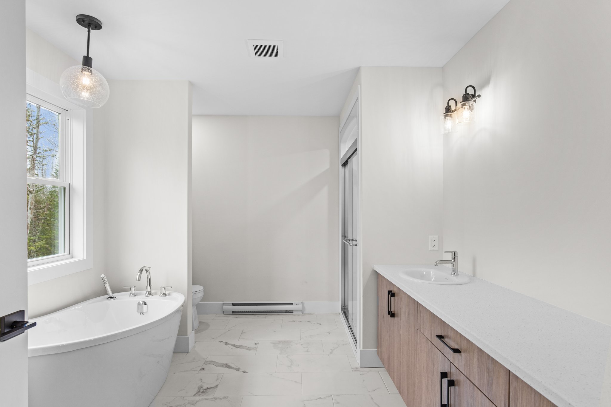 3 Bedrooms Bedrooms, ,2 BathroomsBathrooms,Split Level,Listing,Owdis,1263