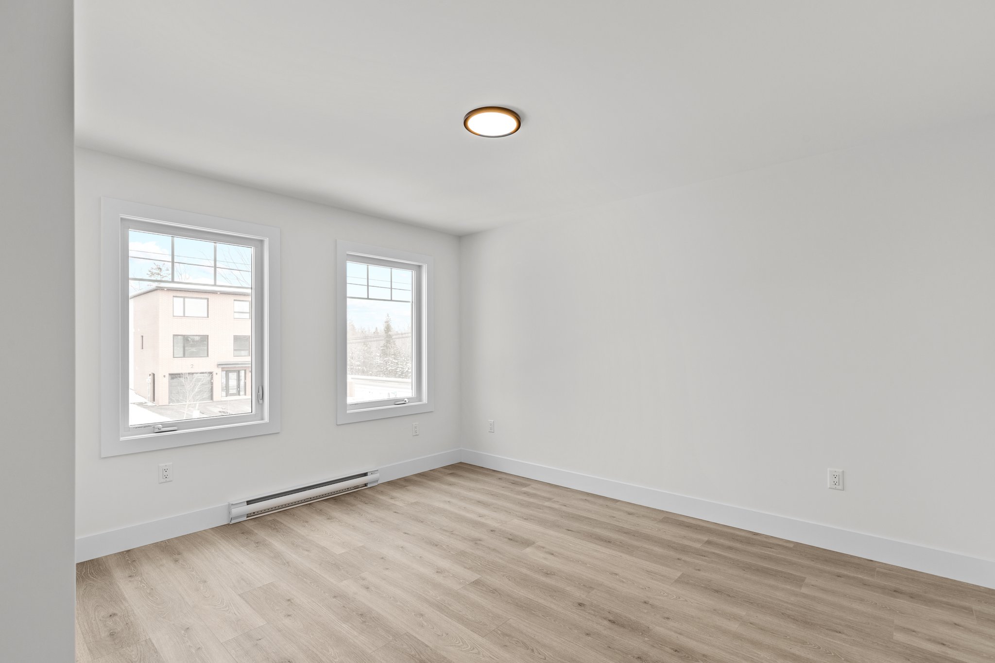 3 Bedrooms Bedrooms, ,2 BathroomsBathrooms,Split Level,Listing,Owdis,1267