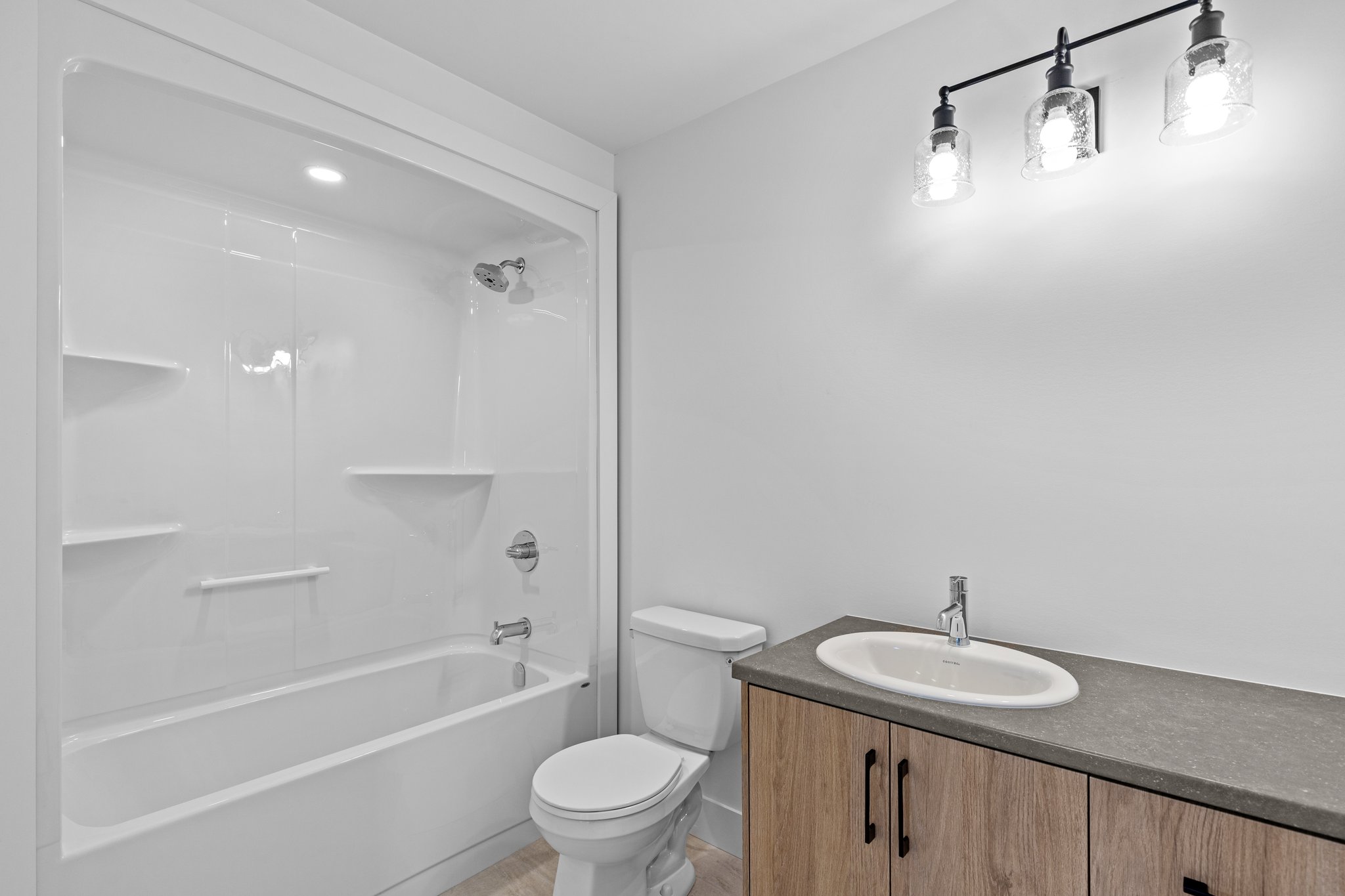 3 Bedrooms Bedrooms, ,2 BathroomsBathrooms,Split Level,Listing,Owdis,1267