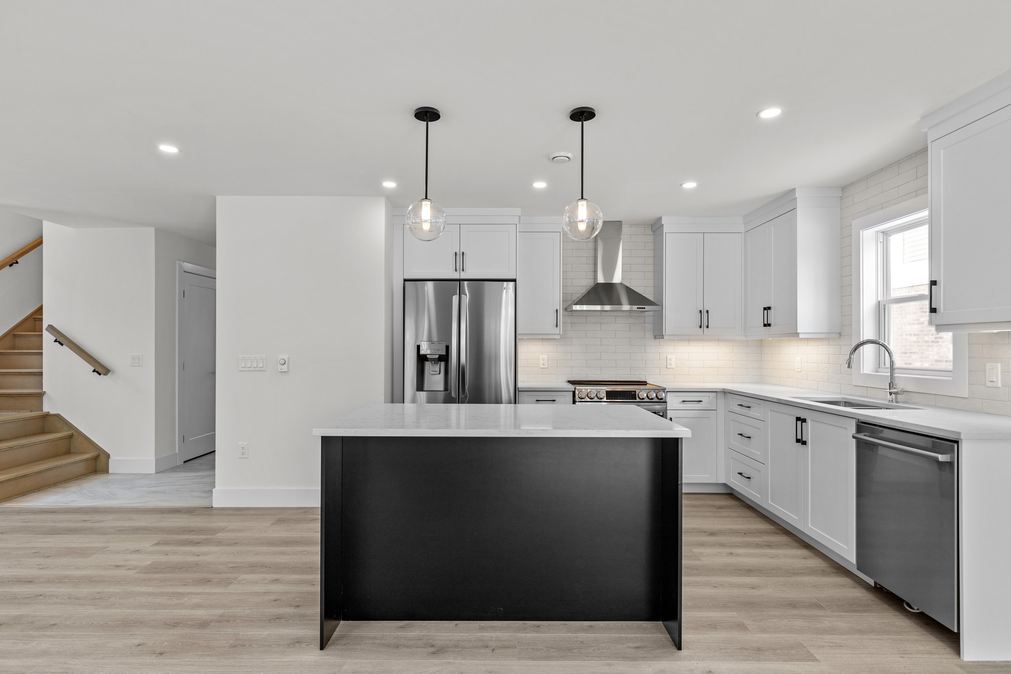 3 Bedrooms Bedrooms, ,2 BathroomsBathrooms,Split Level,Listing,Owdis,1267