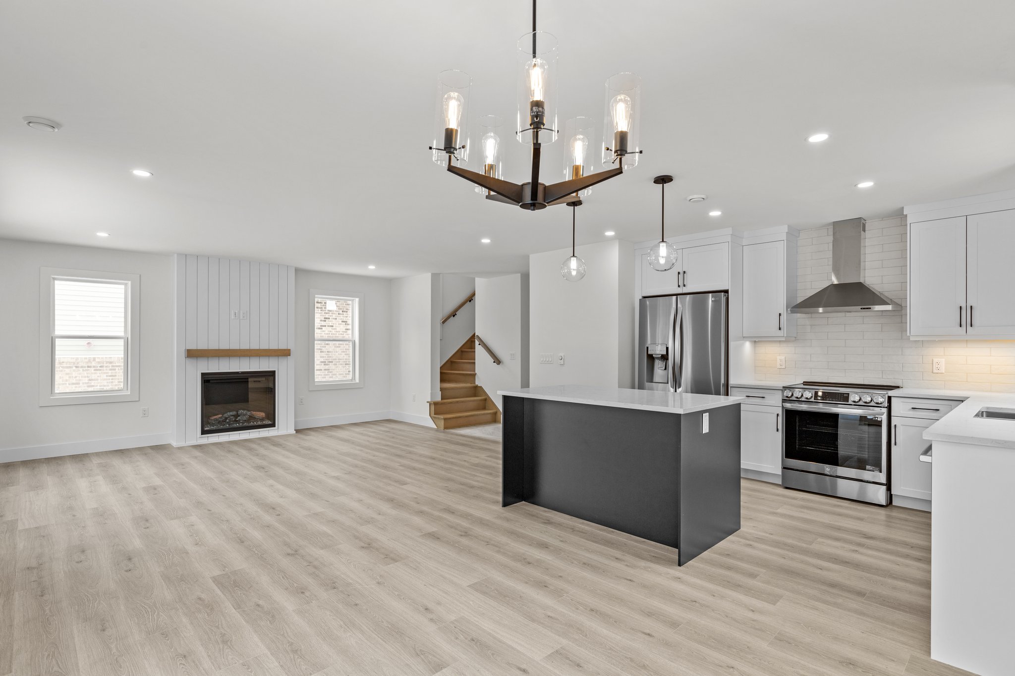 3 Bedrooms Bedrooms, ,2 BathroomsBathrooms,Split Level,Listing,Owdis,1267
